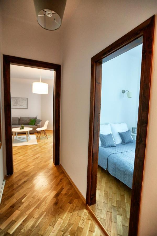 Next To The Main Square Apartment Krakow Exterior photo