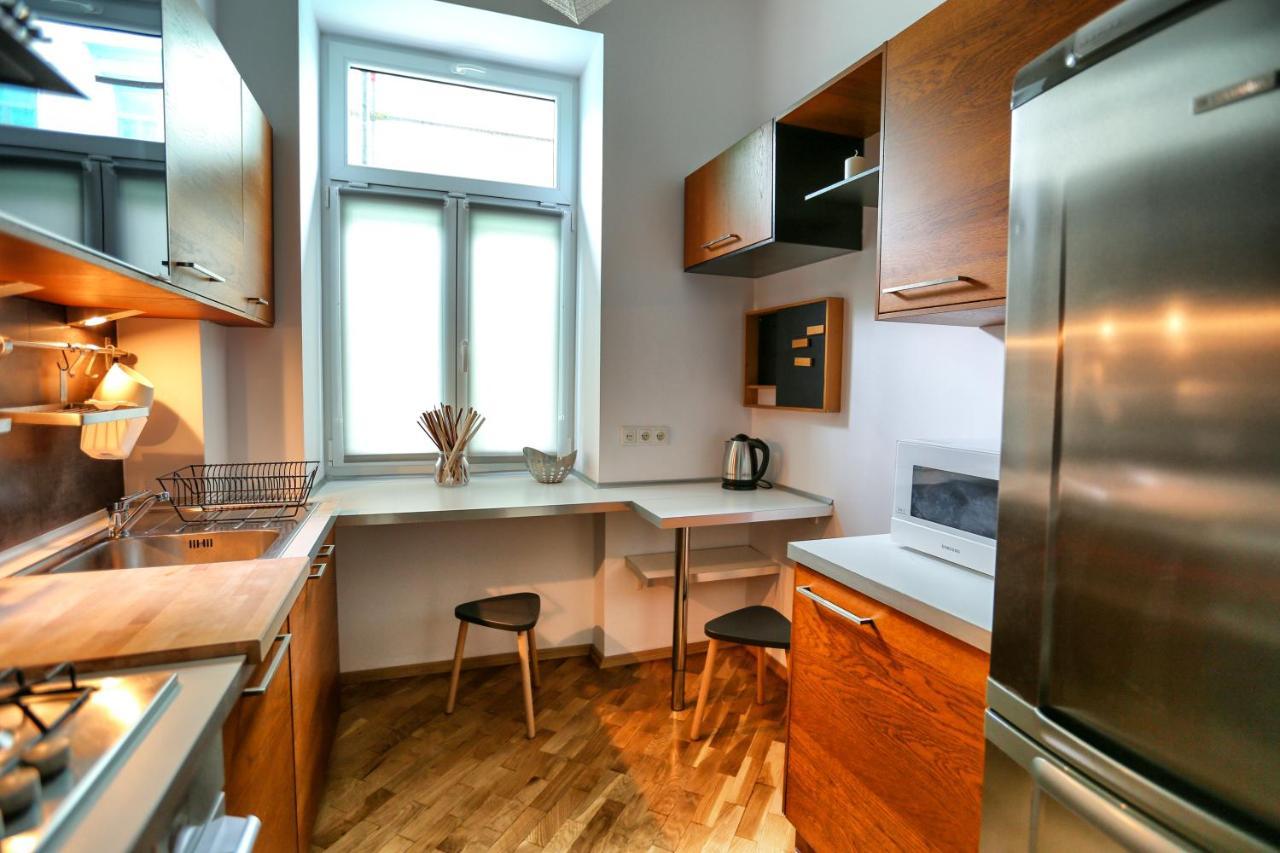 Next To The Main Square Apartment Krakow Exterior photo