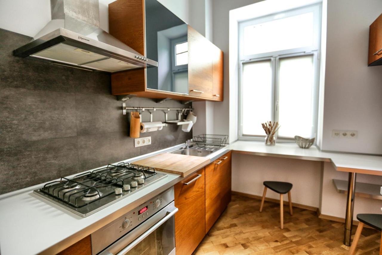 Next To The Main Square Apartment Krakow Exterior photo